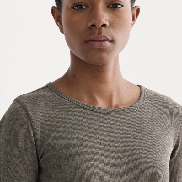 Everlane The Luxe Rib Long-Sleeve Crew washed heather fatigued - Picture 3 of 6